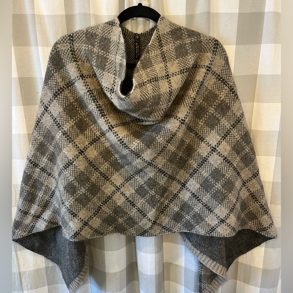 New Zealand Possum Fur Merino Wool Knitwear Tartan Poncho NWT